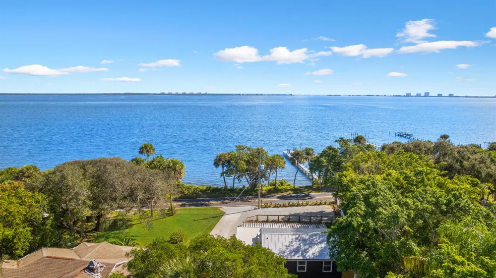 10007 S Indian River Drive Fort Pierce, FL 34982