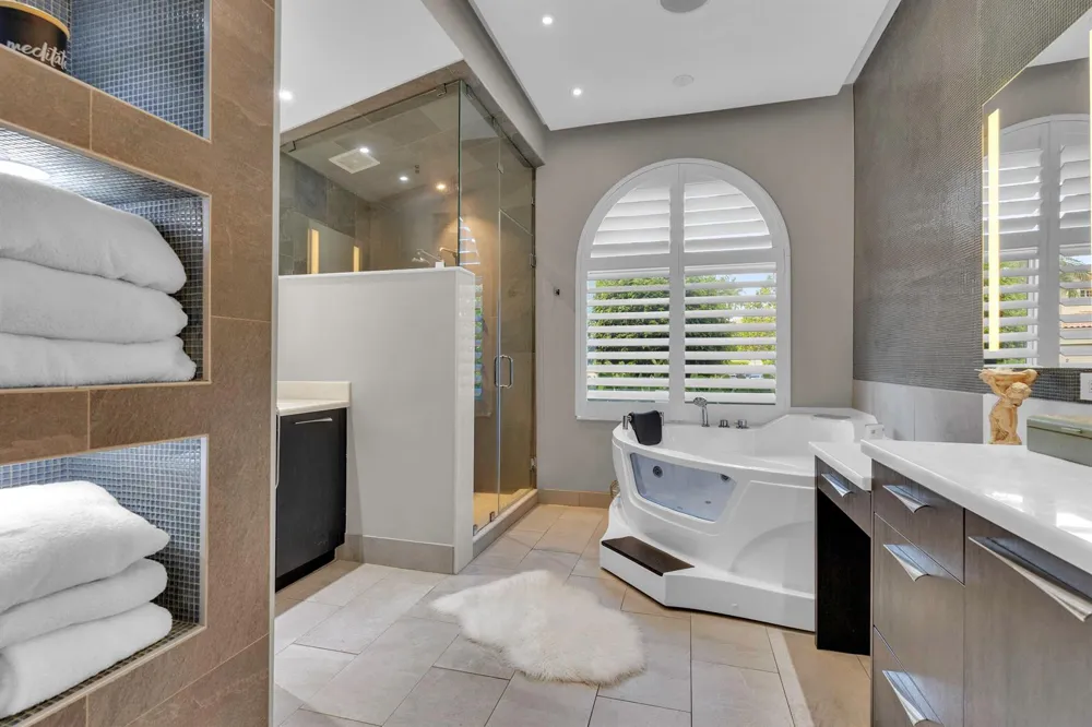 2550 NW 52ND STREET Boca Raton, FL 33496