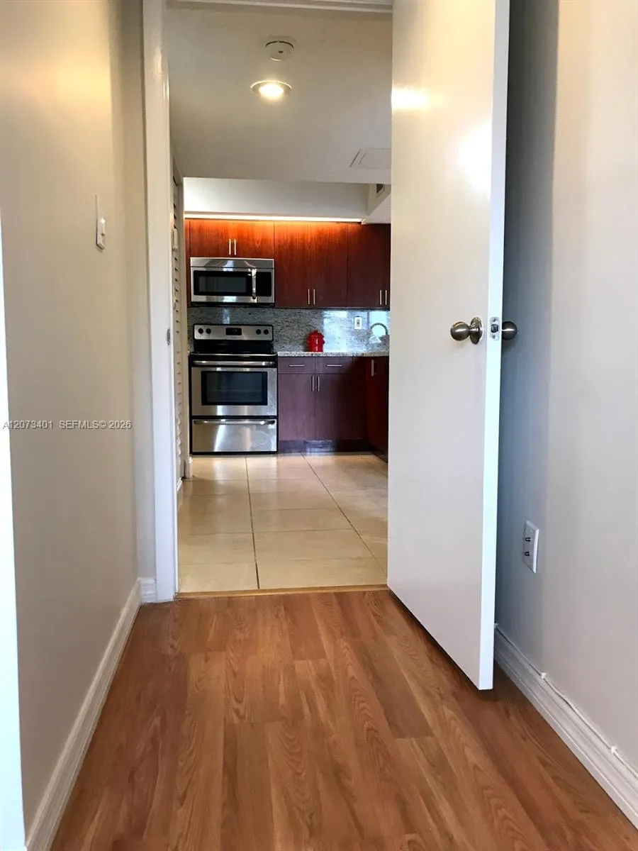 8580 SW 212th St #105 Cutler Bay, FL 33189
