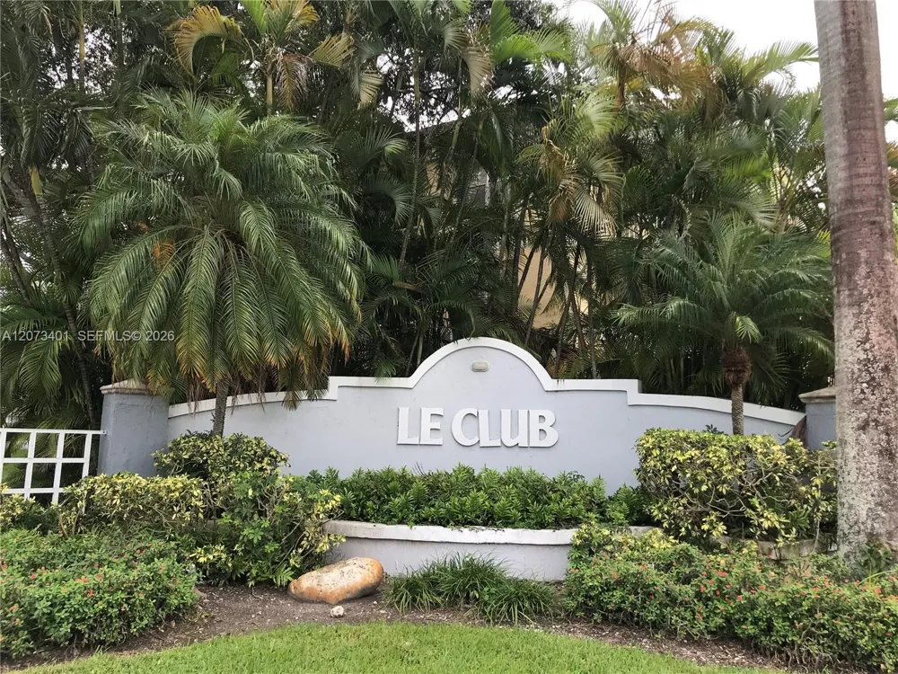 8580 SW 212th St #105 Cutler Bay, FL 33189