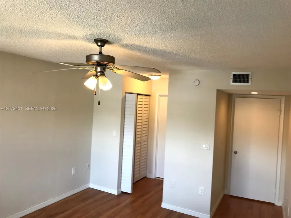 8580 SW 212th St #105 Cutler Bay, FL 33189