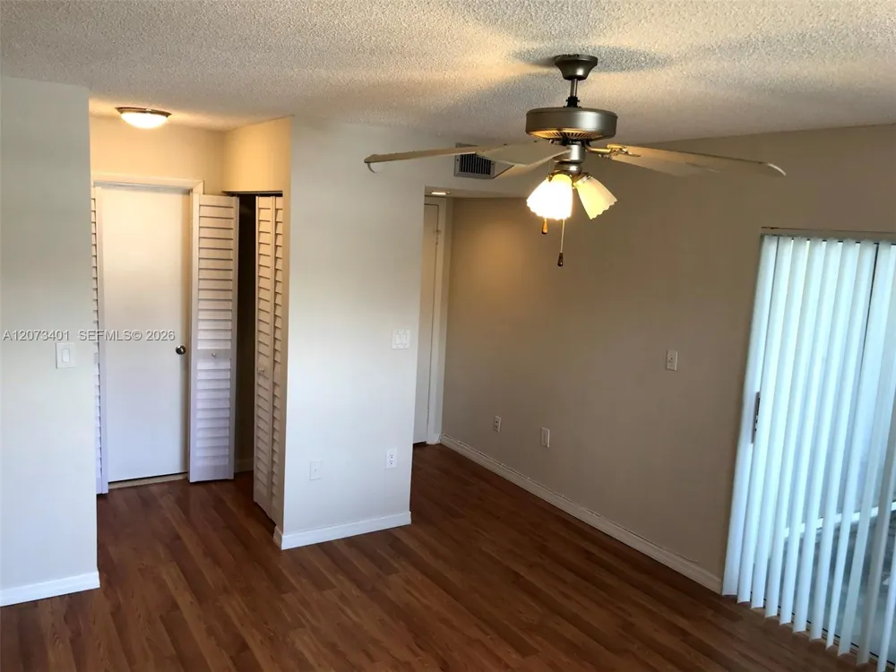 8580 SW 212th St #105 Cutler Bay, FL 33189