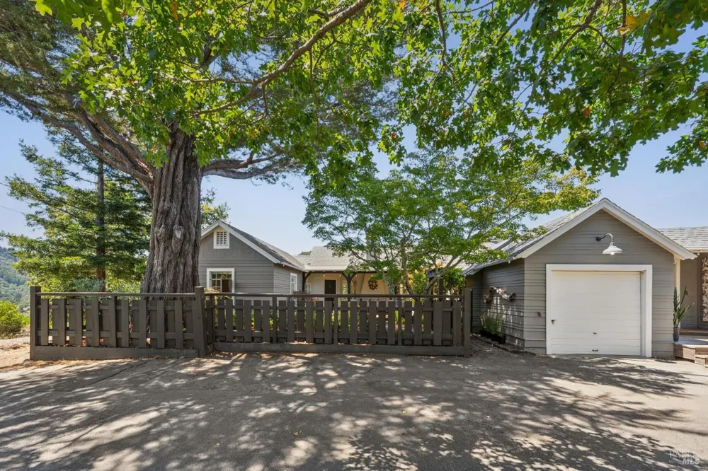 10 Fawn Ridge Fairfax, CA 94930