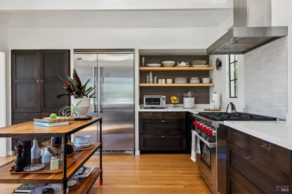 10 Fawn Ridge Fairfax, CA 94930