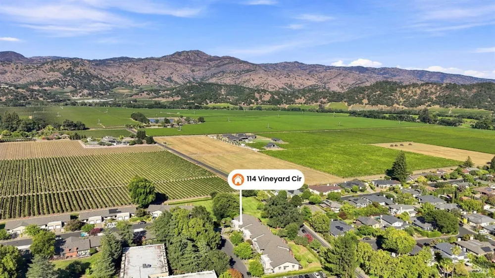 114 Vineyard Circle Yountville, CA 94599