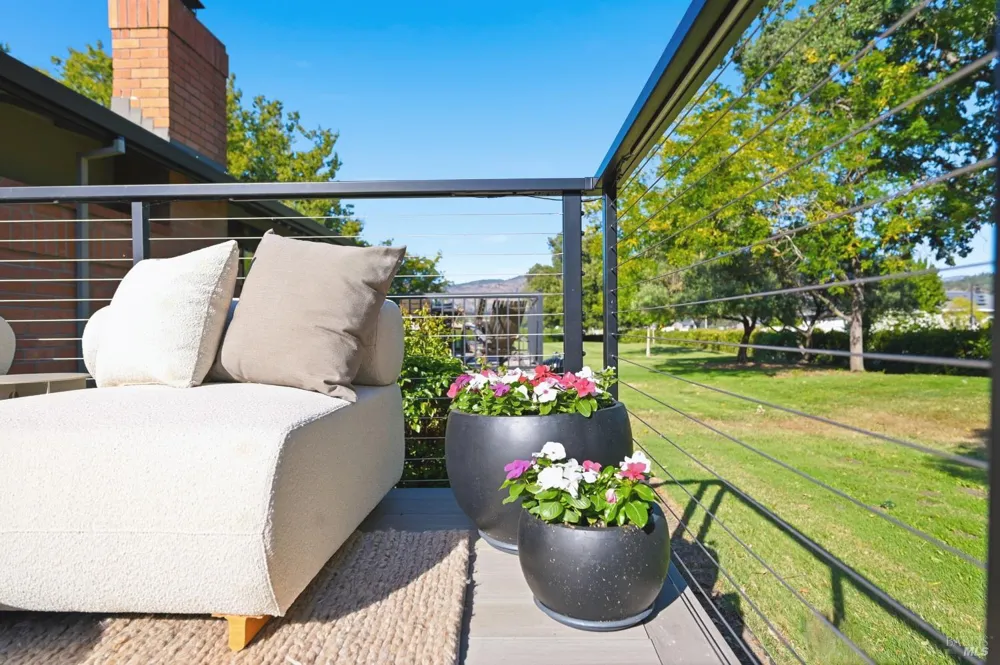 114 Vineyard Circle Yountville, CA 94599