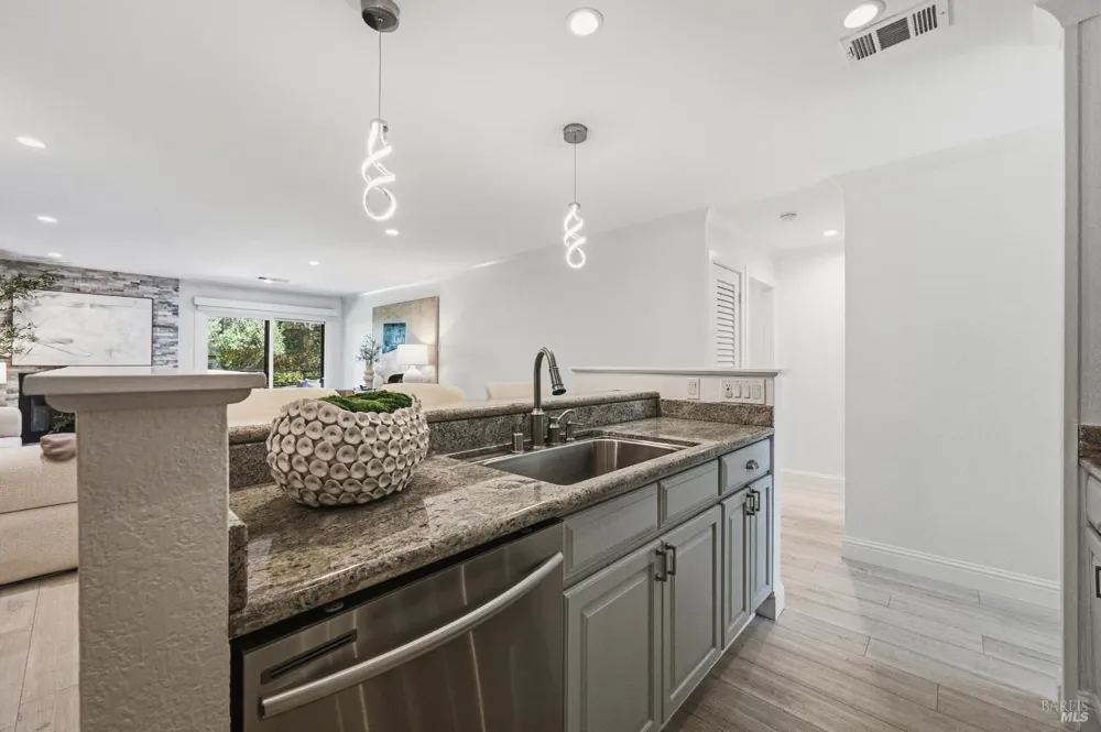 114 Vineyard Circle Yountville, CA 94599