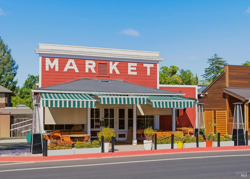 114 Vineyard Circle Yountville, CA 94599