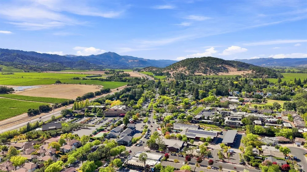 114 Vineyard Circle Yountville, CA 94599