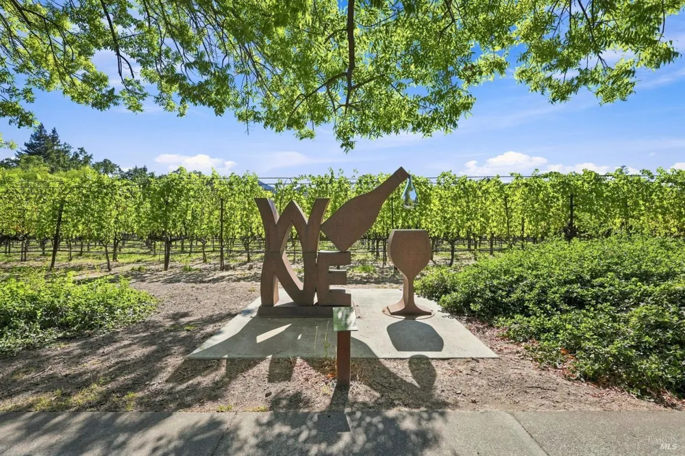 114 Vineyard Circle Yountville, CA 94599