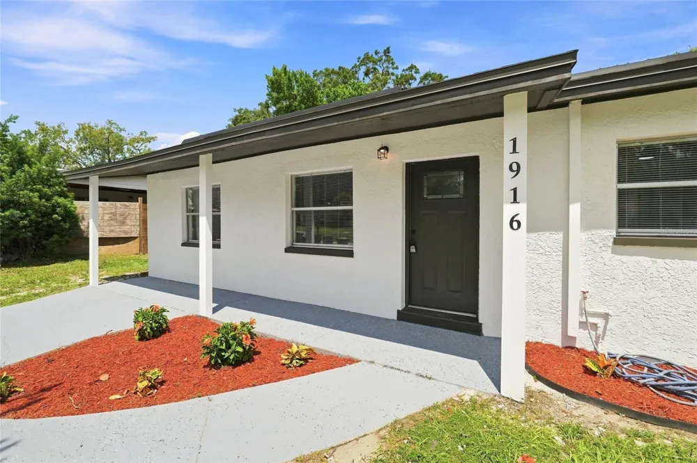 1916 MARVY AVENUE Tampa, FL 33612