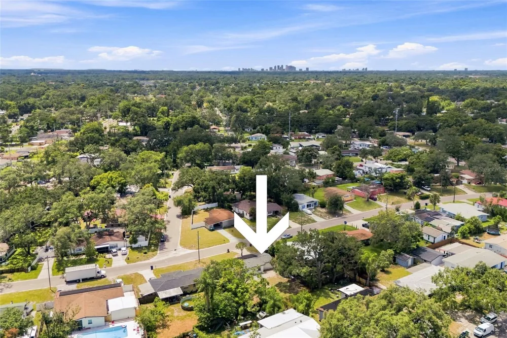 1916 MARVY AVENUE Tampa, FL 33612