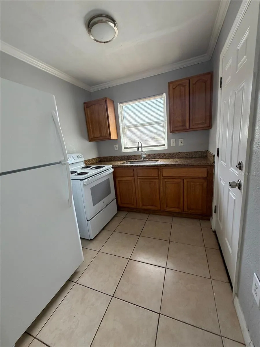 1016 VINE AVE AVENUE Clearwater, FL 33755