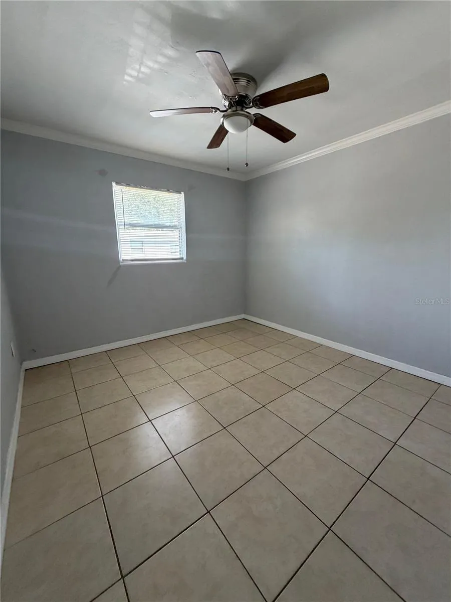 1016 VINE AVE AVENUE Clearwater, FL 33755