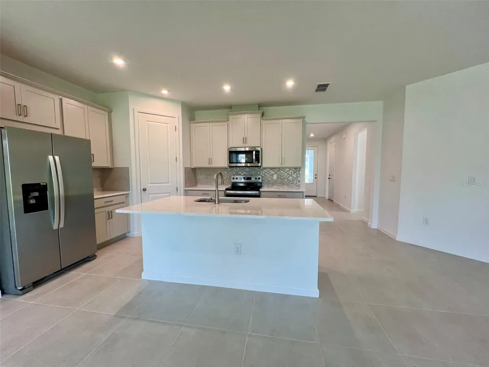 3497 BANANA SHRUB BOULEVARD Clermont, FL 34711