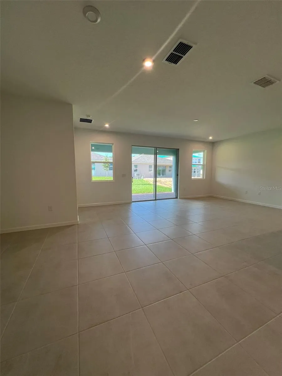 3497 BANANA SHRUB BOULEVARD Clermont, FL 34711