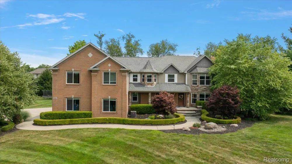 62650 Mound Road Washington Township, MI 48094