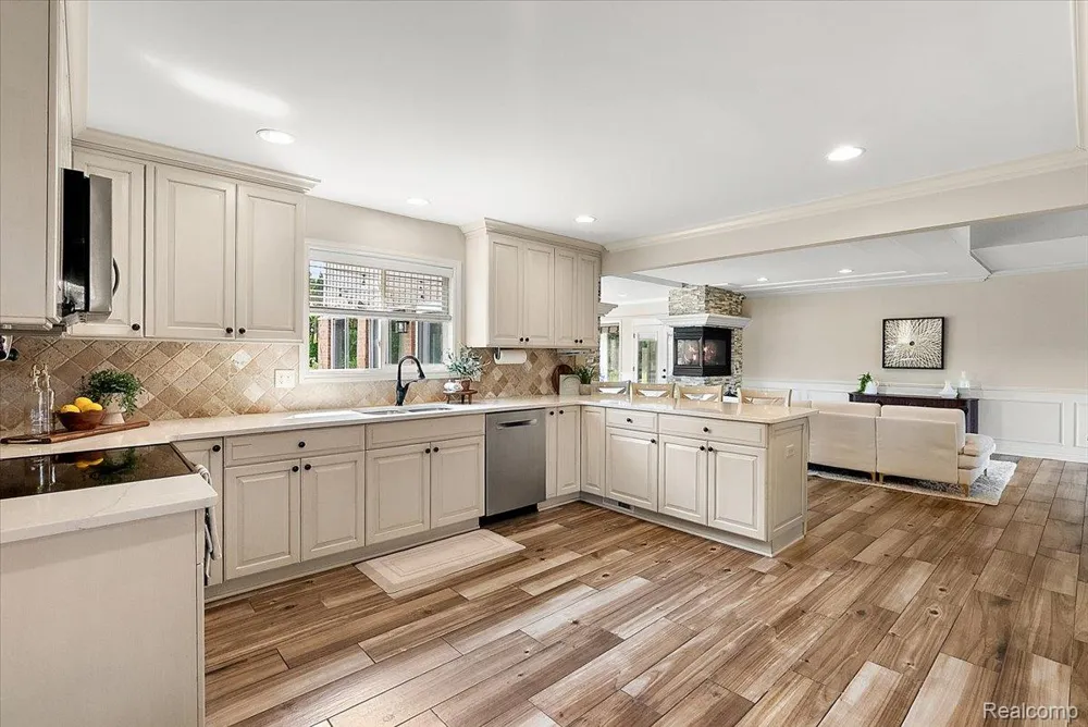 62650 Mound Road Washington Township, MI 48094