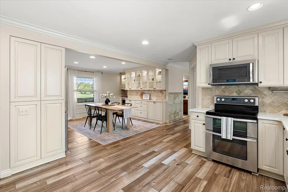 62650 Mound Road Washington Township, MI 48094