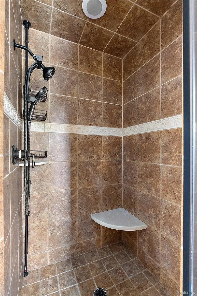 62650 Mound Road Washington Township, MI 48094
