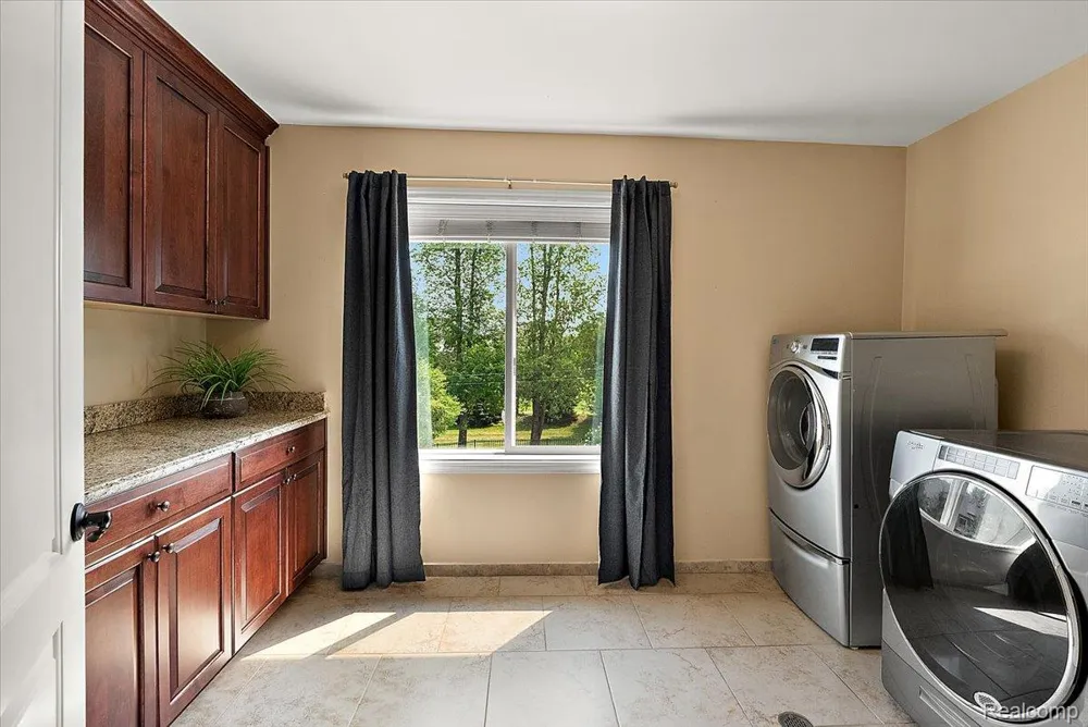 62650 Mound Road Washington Township, MI 48094