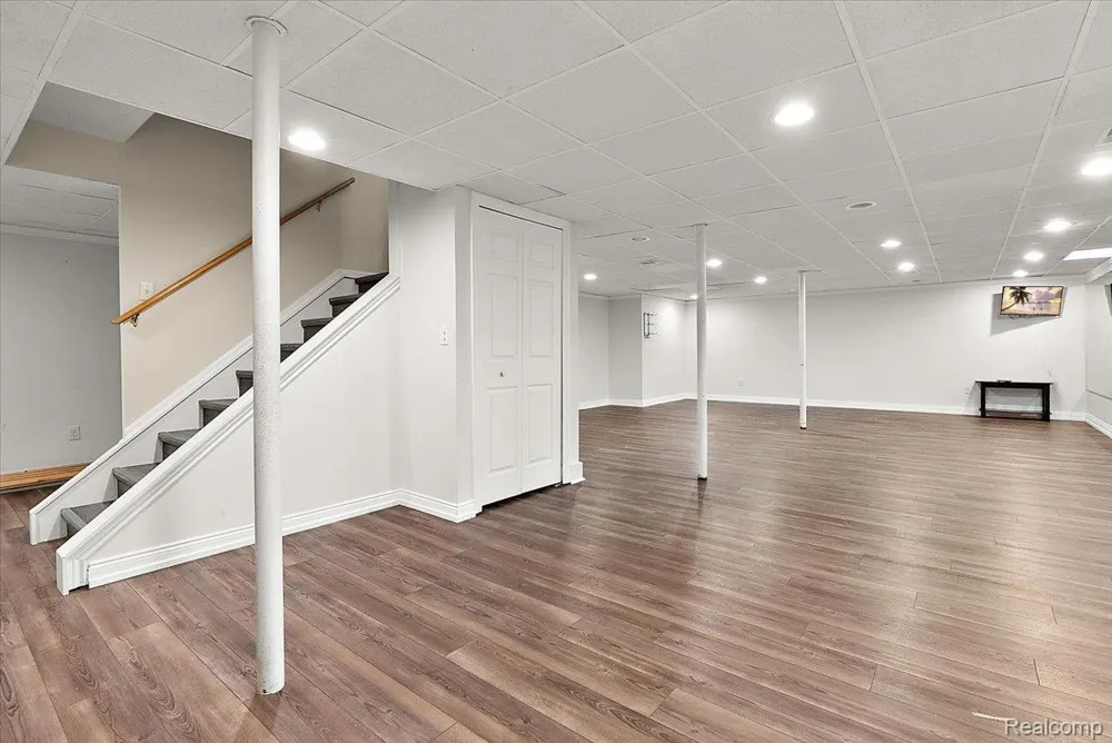 62650 Mound Road Washington Township, MI 48094