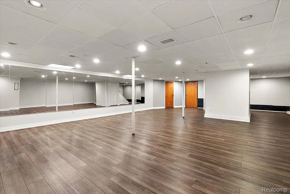 62650 Mound Road Washington Township, MI 48094