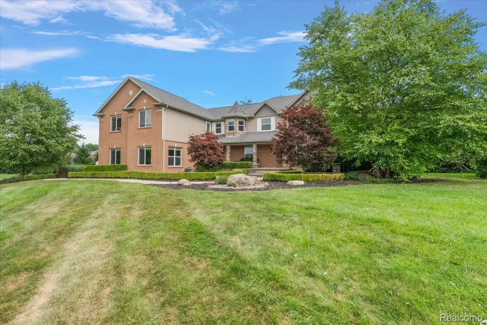 62650 Mound Road Washington Township, MI 48094