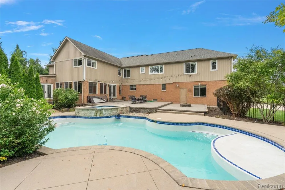62650 Mound Road Washington Township, MI 48094