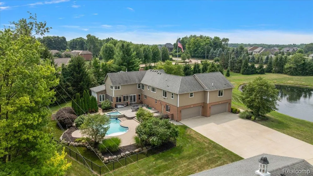 62650 Mound Road Washington Township, MI 48094