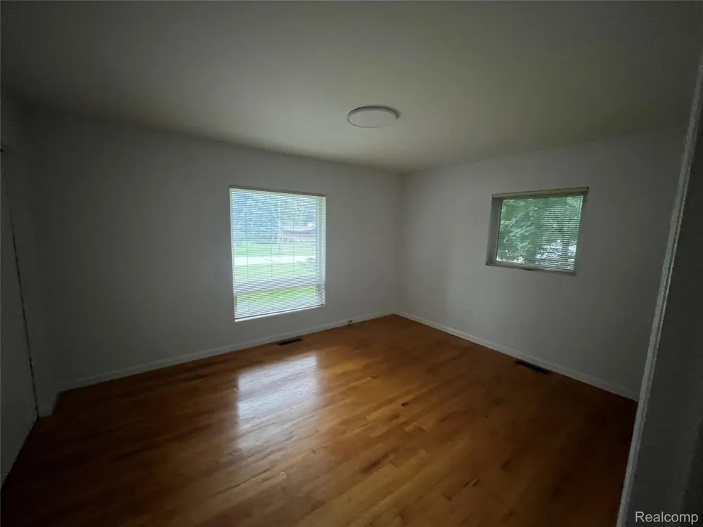 1506 Ledbury Drive Bloomfield Charter Township, MI 48304
