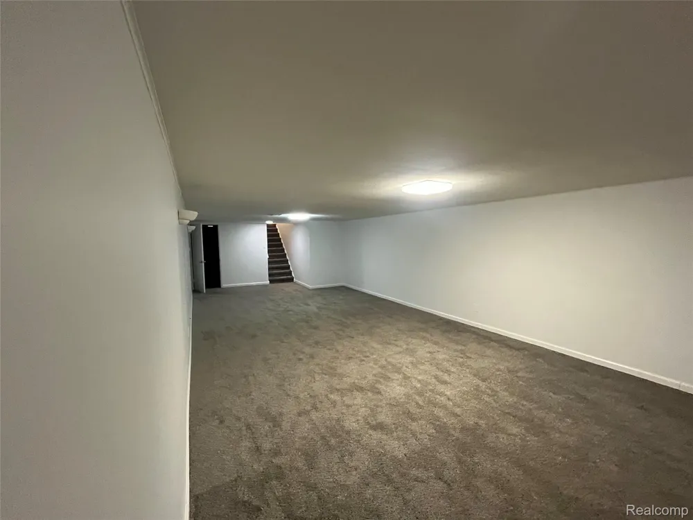 1506 Ledbury Drive Bloomfield Charter Township, MI 48304