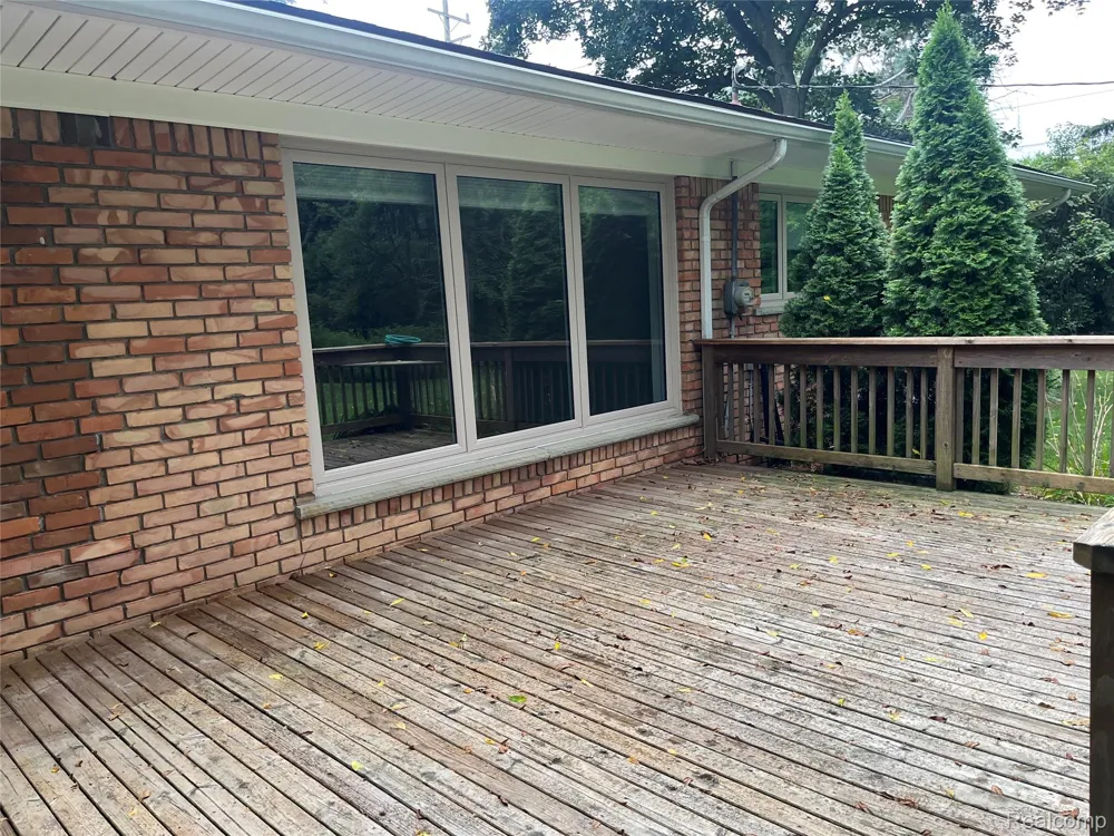 1506 Ledbury Drive Bloomfield Charter Township, MI 48304