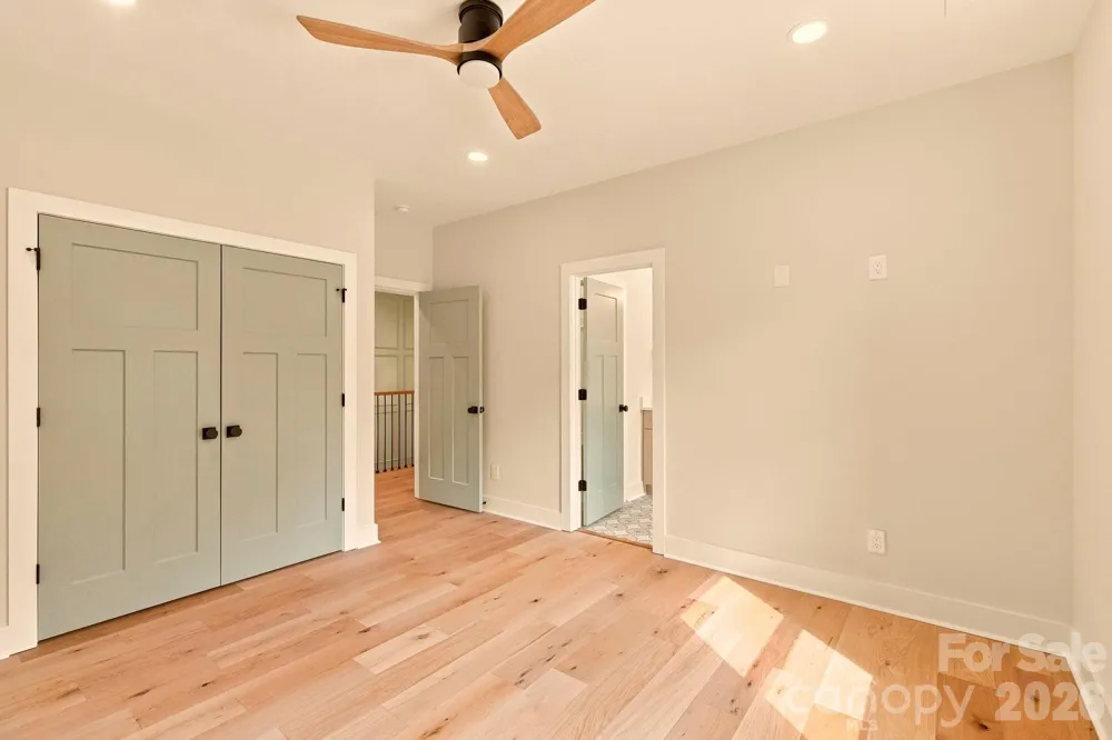 2189 Lighthouse Lane Connelly Springs, NC 28612