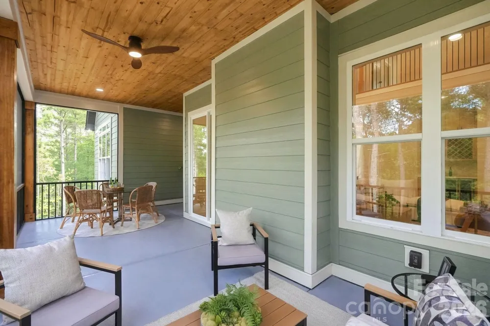2189 Lighthouse Lane Connelly Springs, NC 28612
