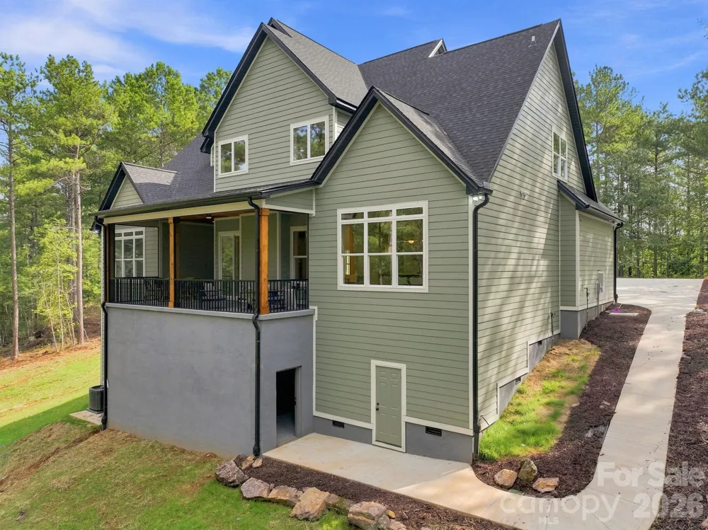 2189 Lighthouse Lane Connelly Springs, NC 28612