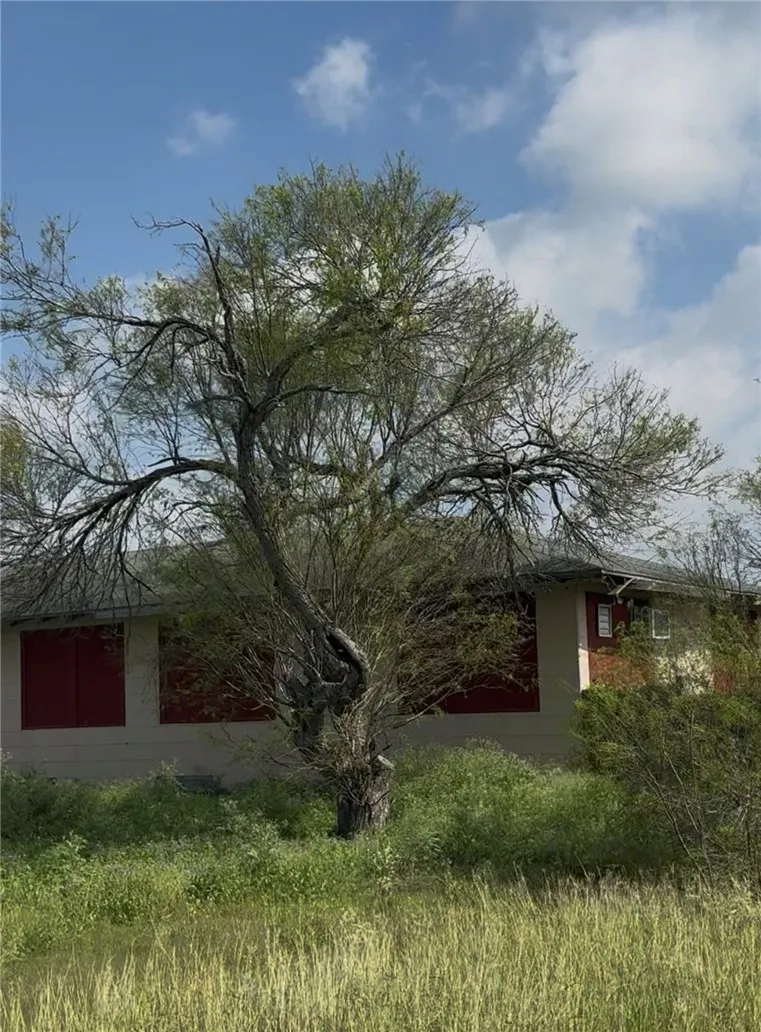 4522 County Road 52 Robstown, TX 78380