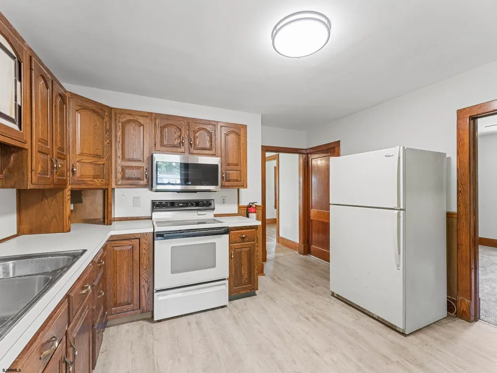 462 Main Street Vineland, NJ 08360