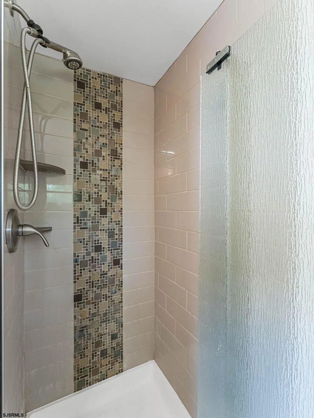 462 Main Street Vineland, NJ 08360