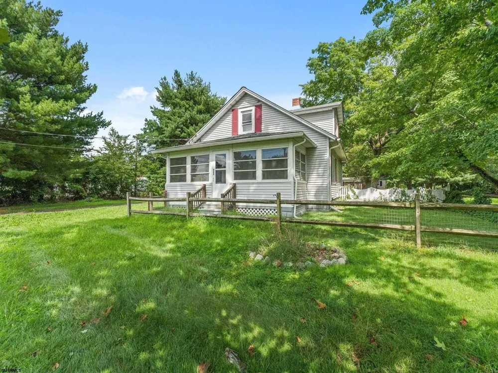 462 Main Street Vineland, NJ 08360