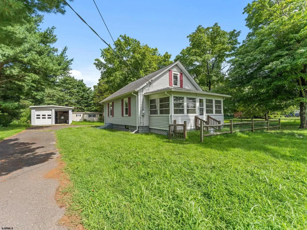 462 Main Street Vineland, NJ 08360