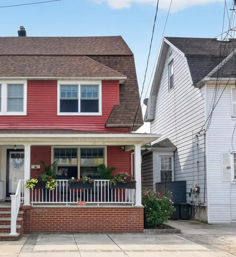 16 MARION CT
