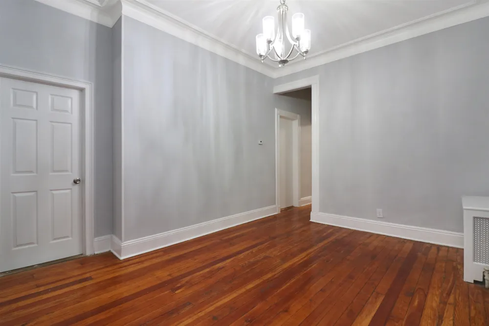 304 24TH ST Union City, NJ 07087