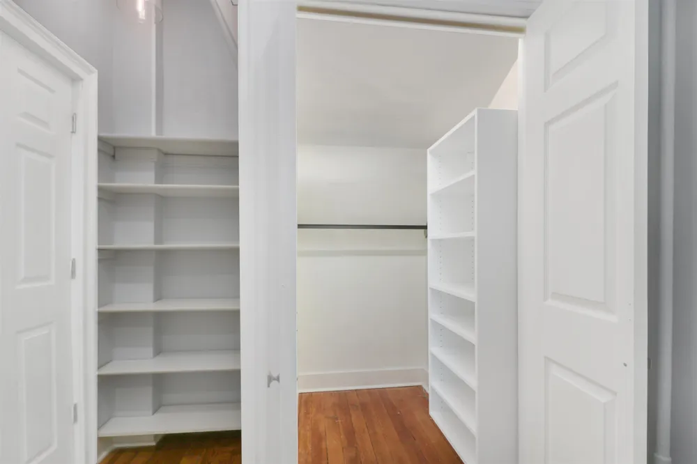 304 24TH ST Union City, NJ 07087