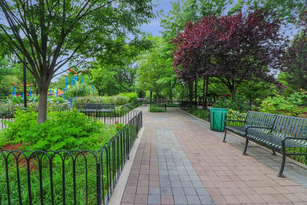 304 24TH ST Union City, NJ 07087