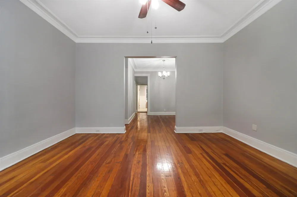 304 24TH ST Union City, NJ 07087