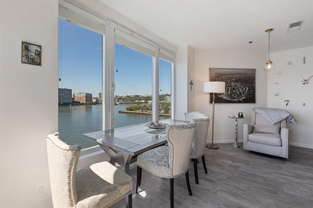 600 HARBOR BLVD Weehawken, NJ 07086