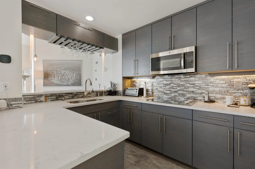 600 HARBOR BLVD Weehawken, NJ 07086