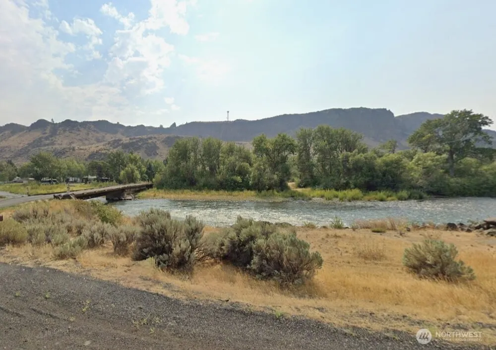 322 Lake Naches Road Naches, WA 98937