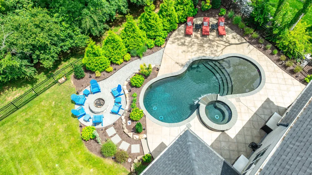 1012 Keeneland Dr Gallatin, TN 37066